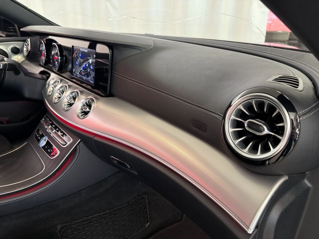 Mercedes-Benz E 2018 Musta