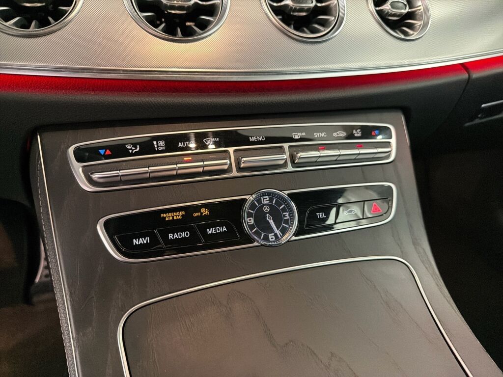 Mercedes-Benz E 2018 Musta