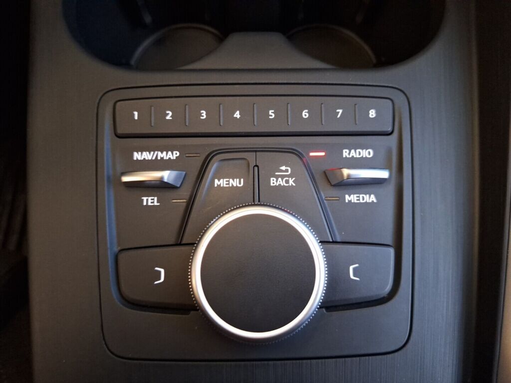 Audi A4 allroad quattro 2018 Valkoinen