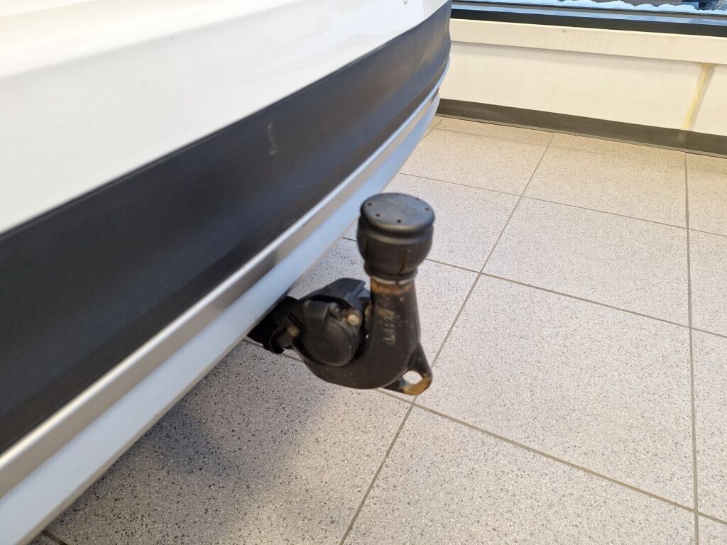 Audi A4 allroad quattro 2018 Valkoinen