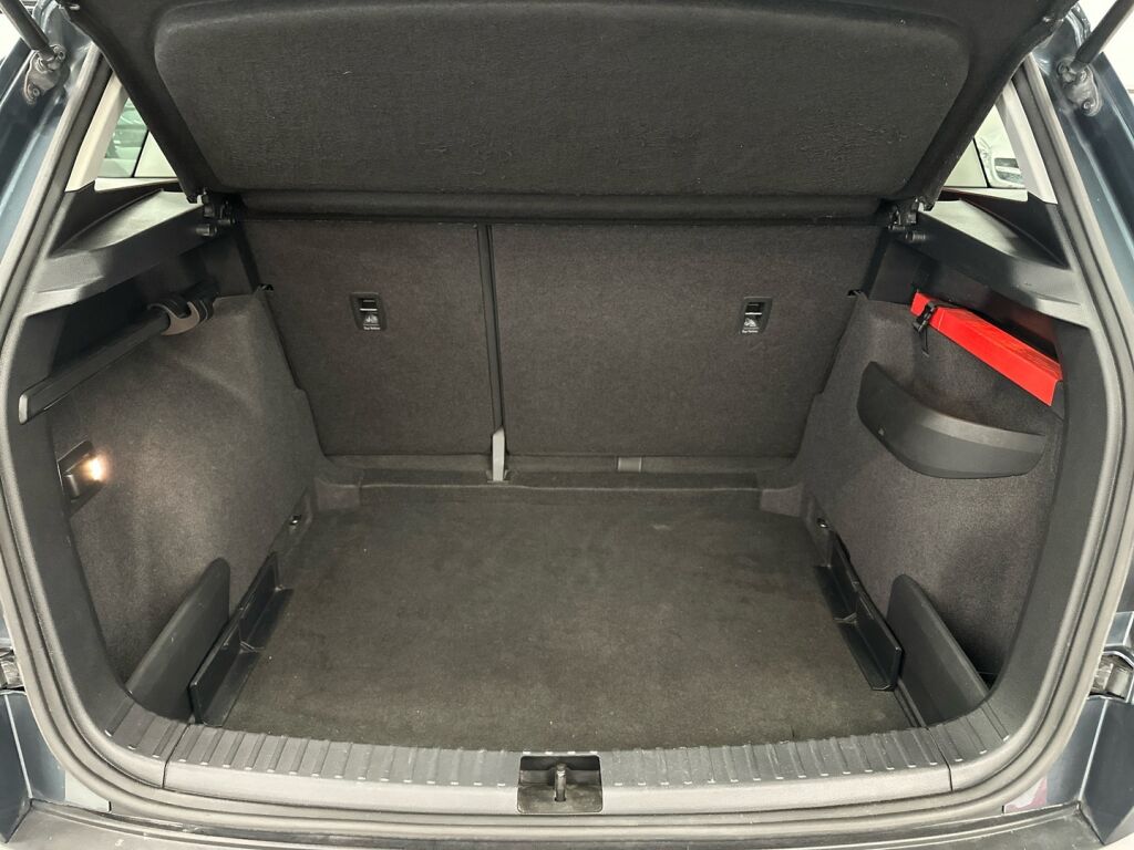 Skoda Karoq 2018 Harmaa