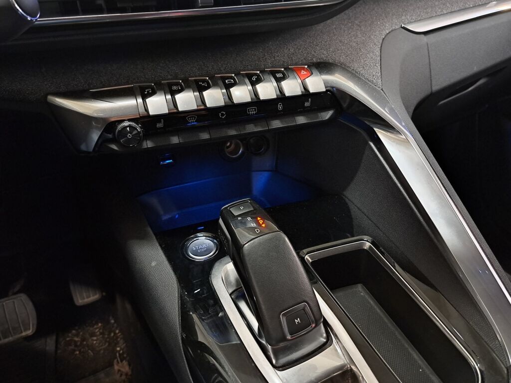 Peugeot 5008 2018 Valkoinen