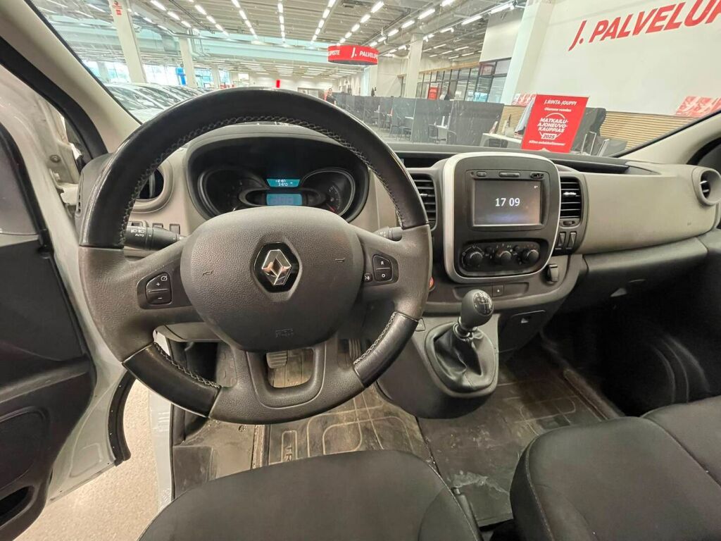 Renault Trafic 2018 Valkoinen