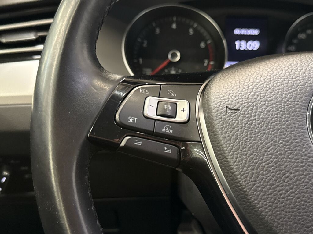 Volkswagen Passat 2018 Hopea