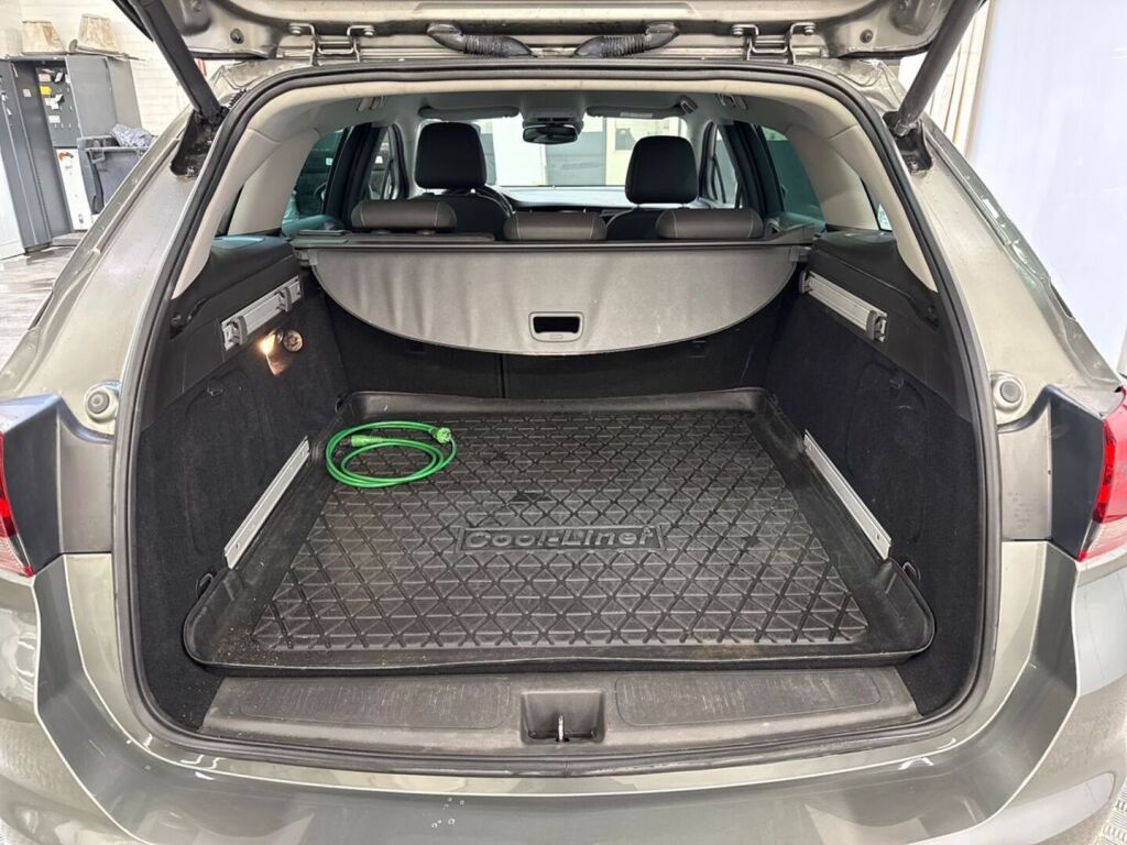 Opel Astra 2018 Harmaa