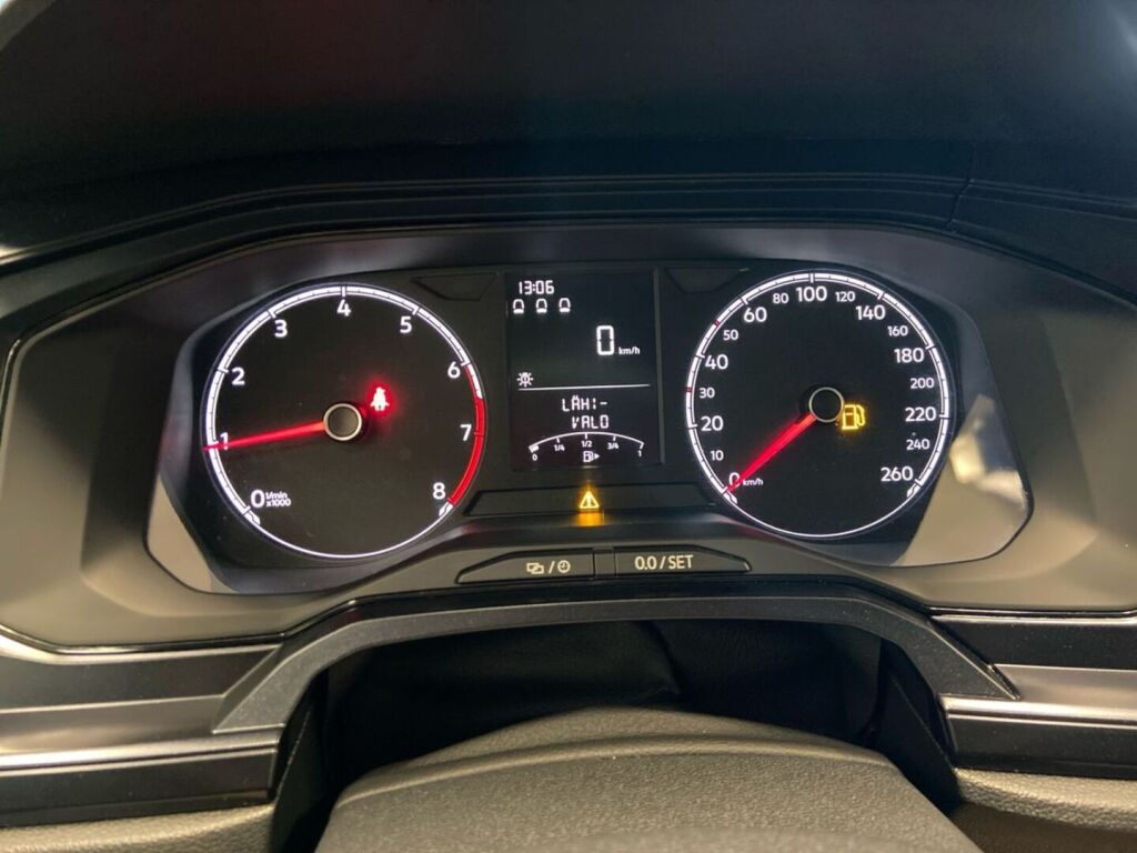 Volkswagen Polo 2018 Musta