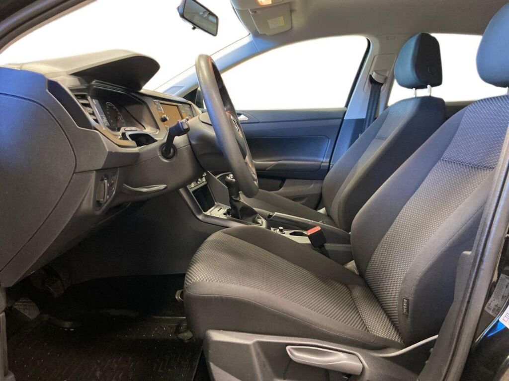 Volkswagen Polo 2018 Musta