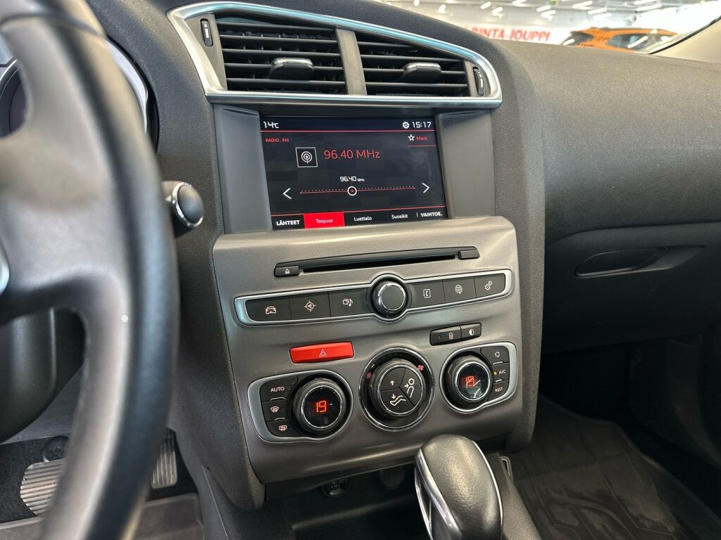 Citroen C4 2018 Valkoinen