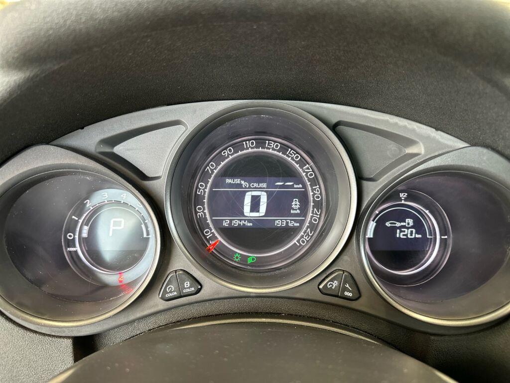 Citroen C4 2018 Valkoinen