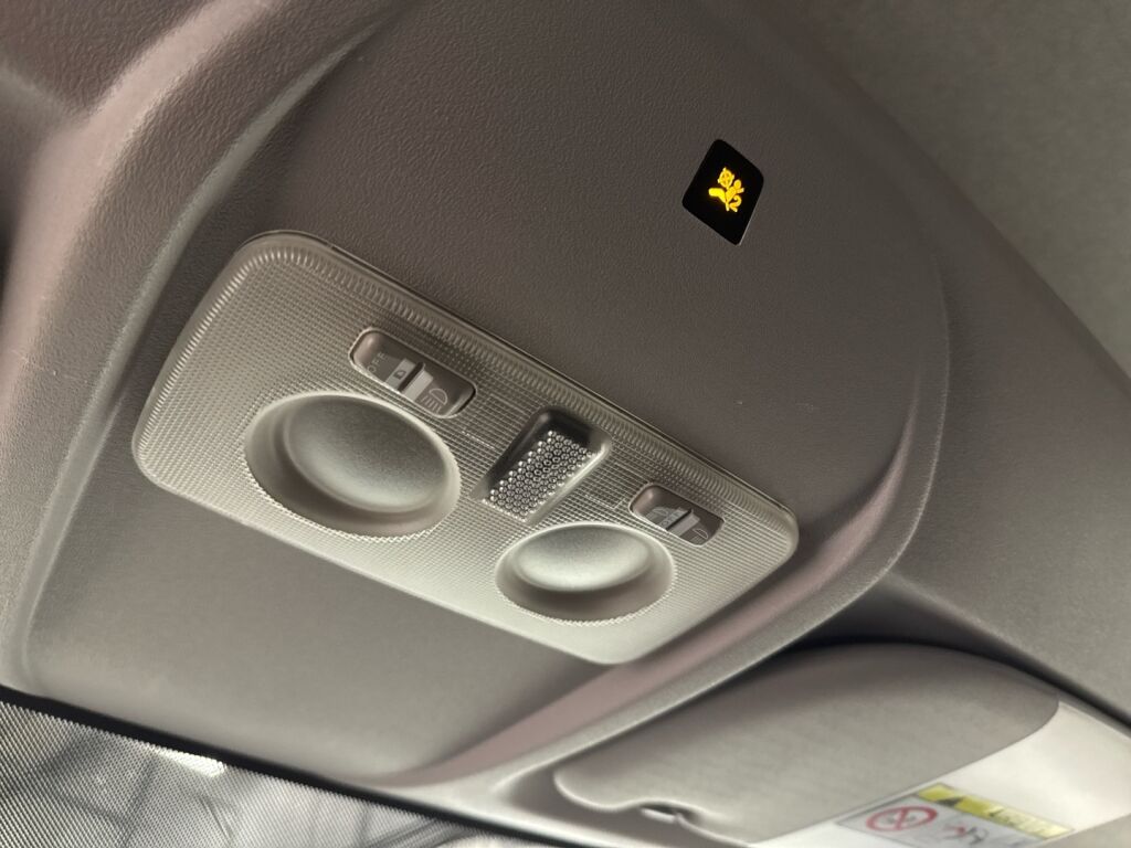 Opel Combo 2018 Valkoinen