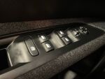 Peugeot 5008 2018 Musta