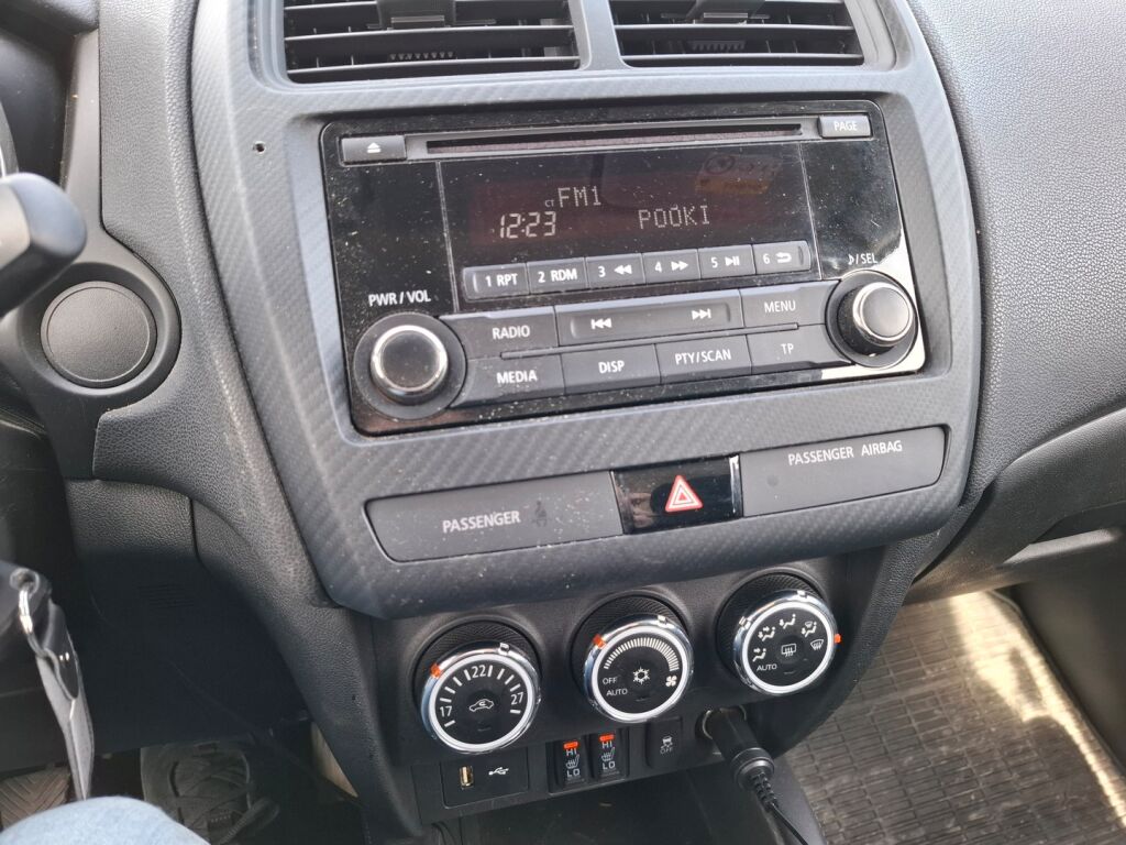 Mitsubishi ASX 2018 Ruskea (beige)