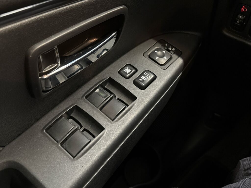 Mitsubishi ASX 2018 Harmaa