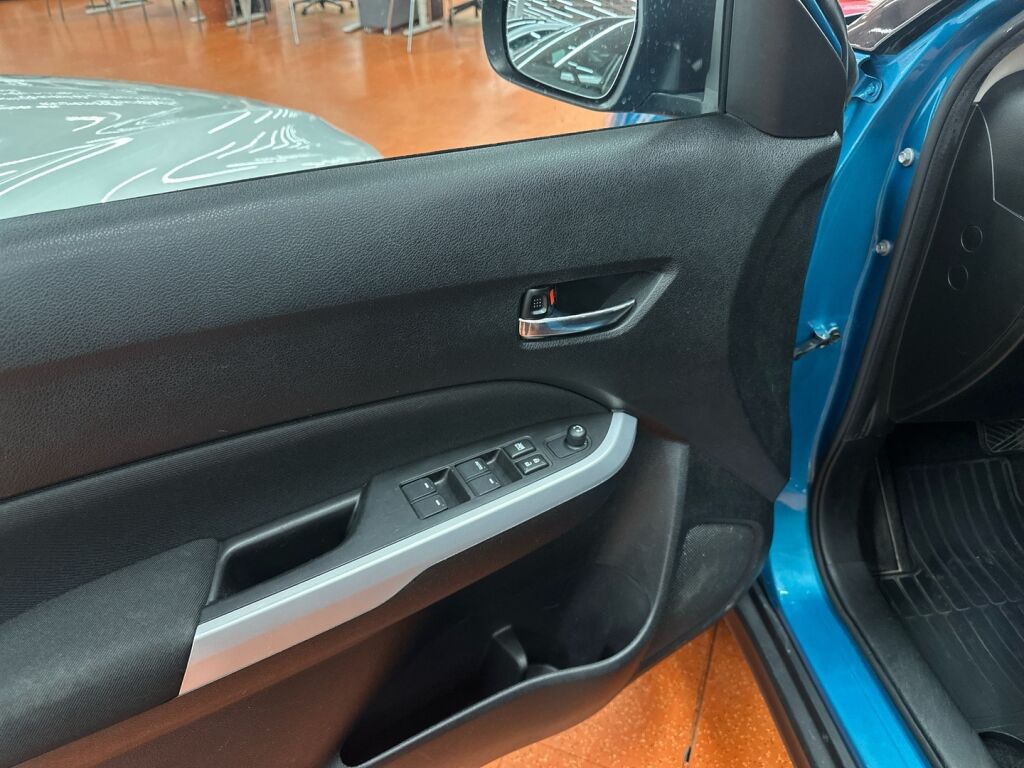 Suzuki Vitara 2018 Sininen