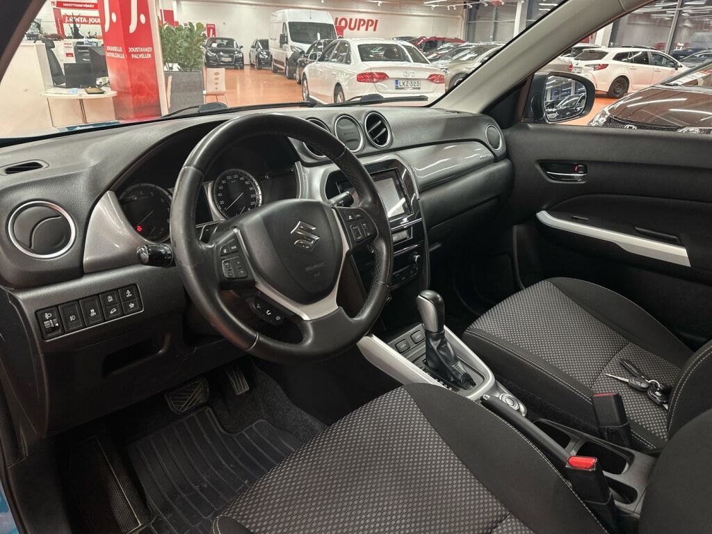 Suzuki Vitara 2018 Sininen