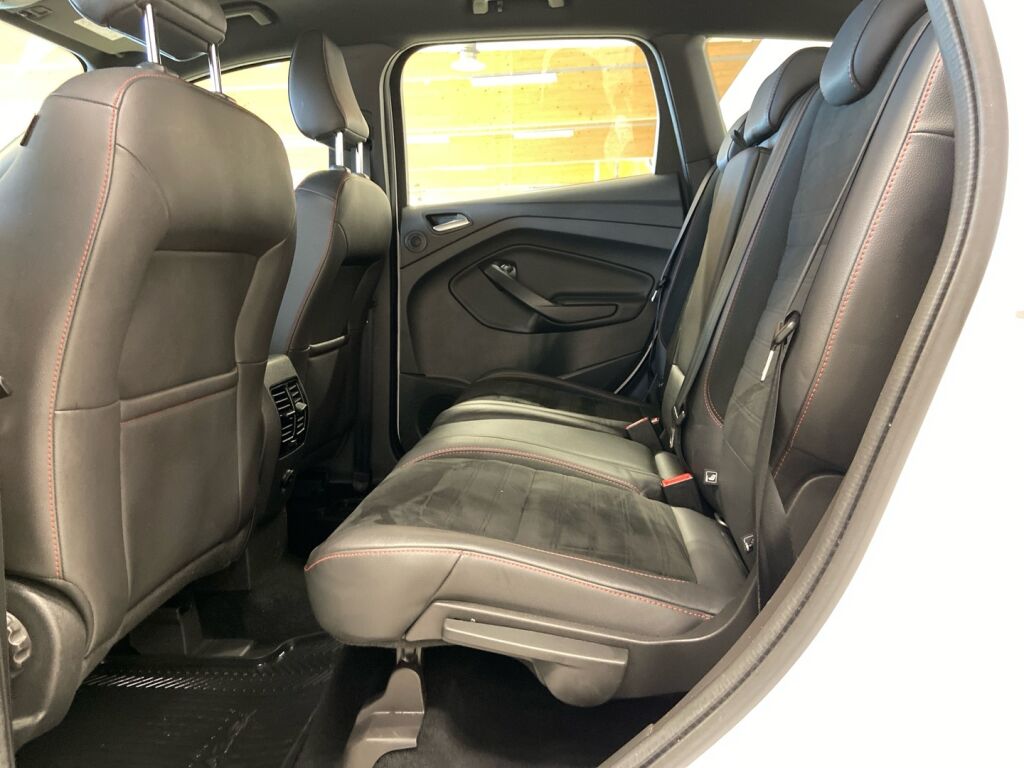 Ford Kuga 2018 Valkoinen