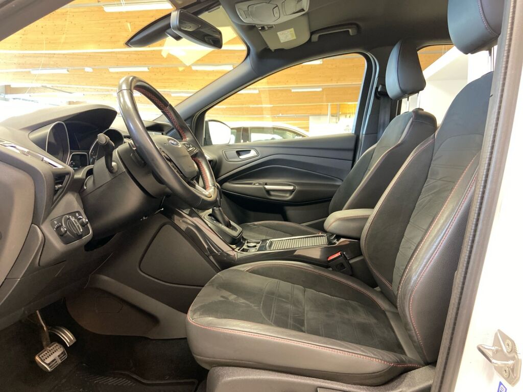 Ford Kuga 2018 Valkoinen