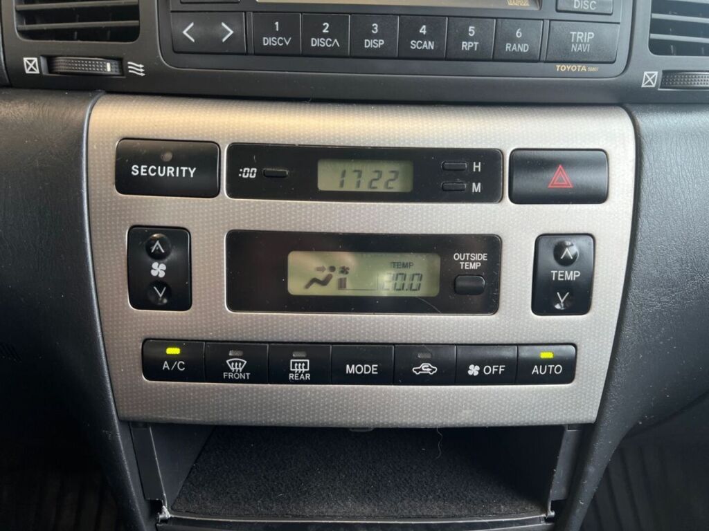 Toyota Corolla 2004 Harmaa