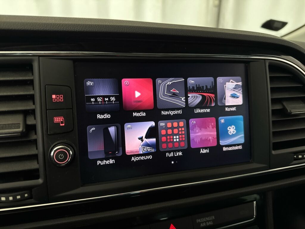 Seat Leon ST 2018 Violetti