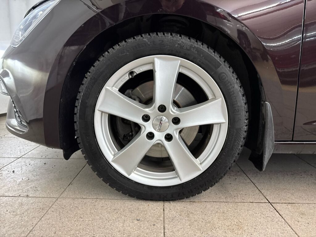 Seat Leon ST 2018 Violetti