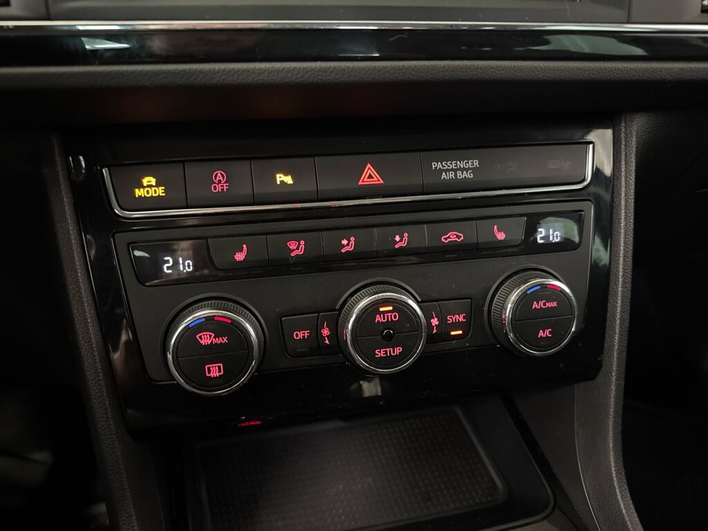 Seat Leon ST 2018 Violetti