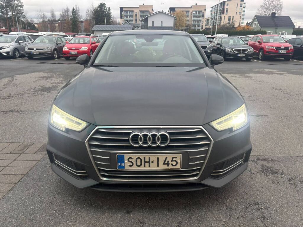 Audi A4 2018 Vihreä