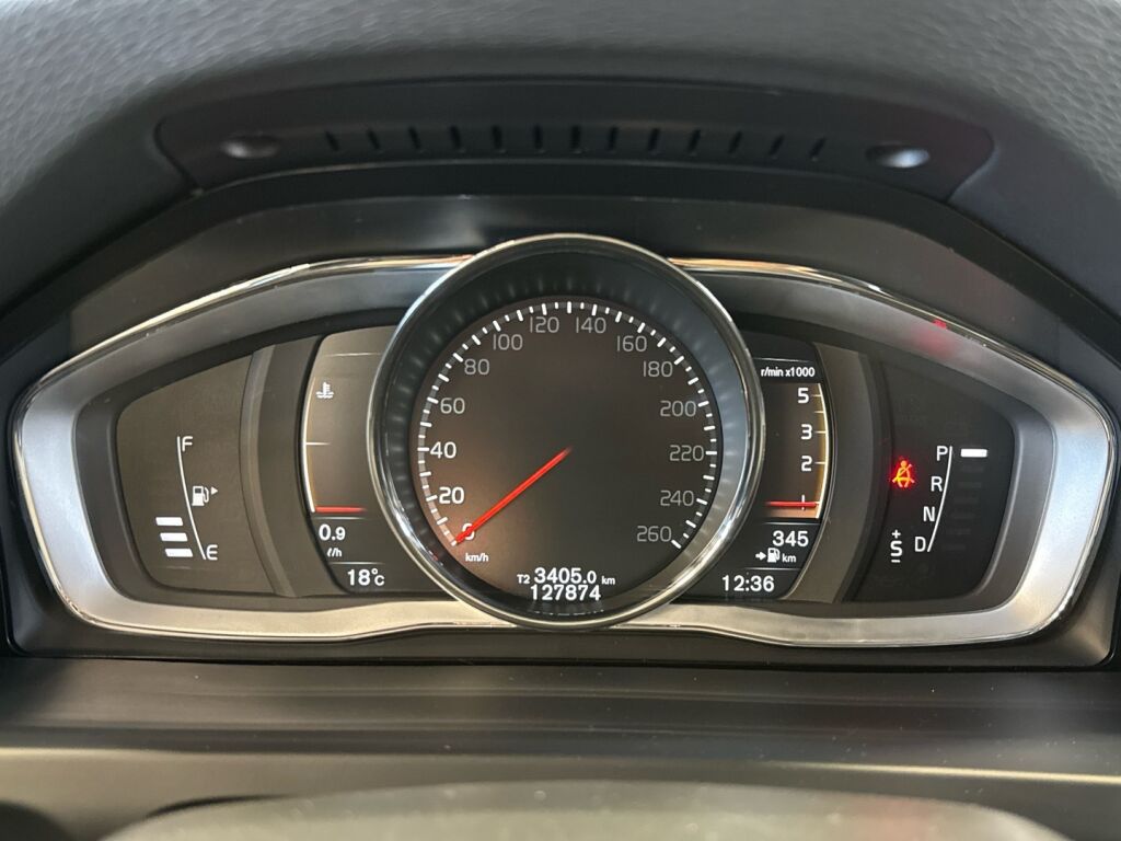 Volvo V60 Cross Country 2018 Valkoinen