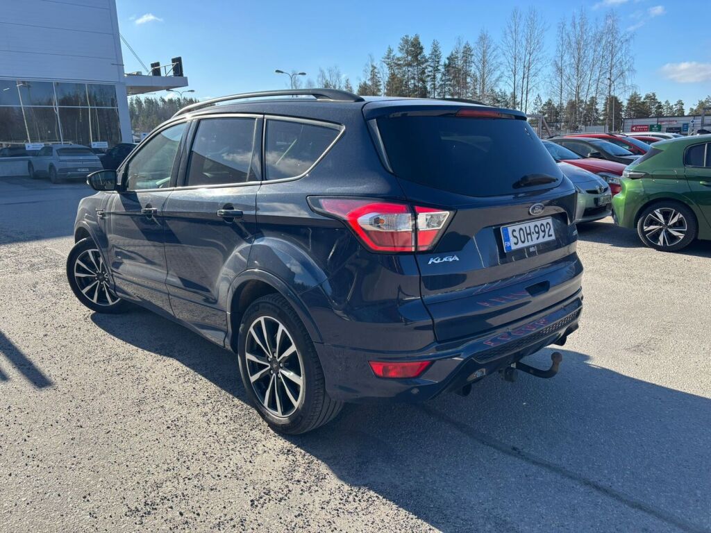 Ford Kuga 2018 Sininen