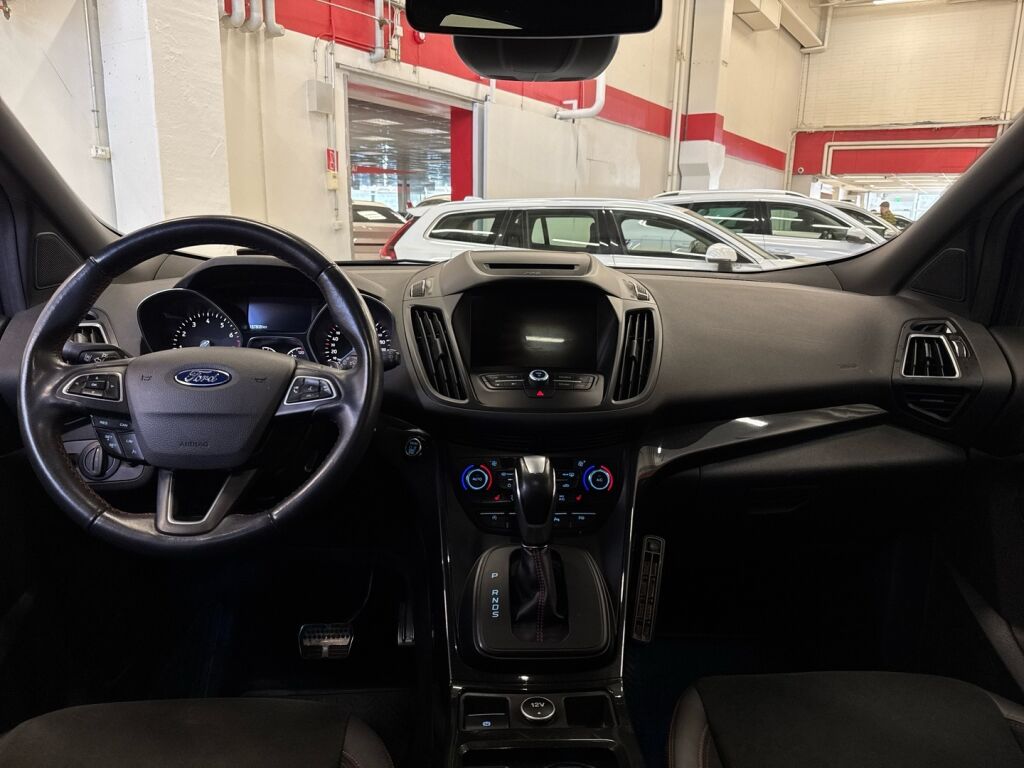 Ford Kuga 2018 Sininen