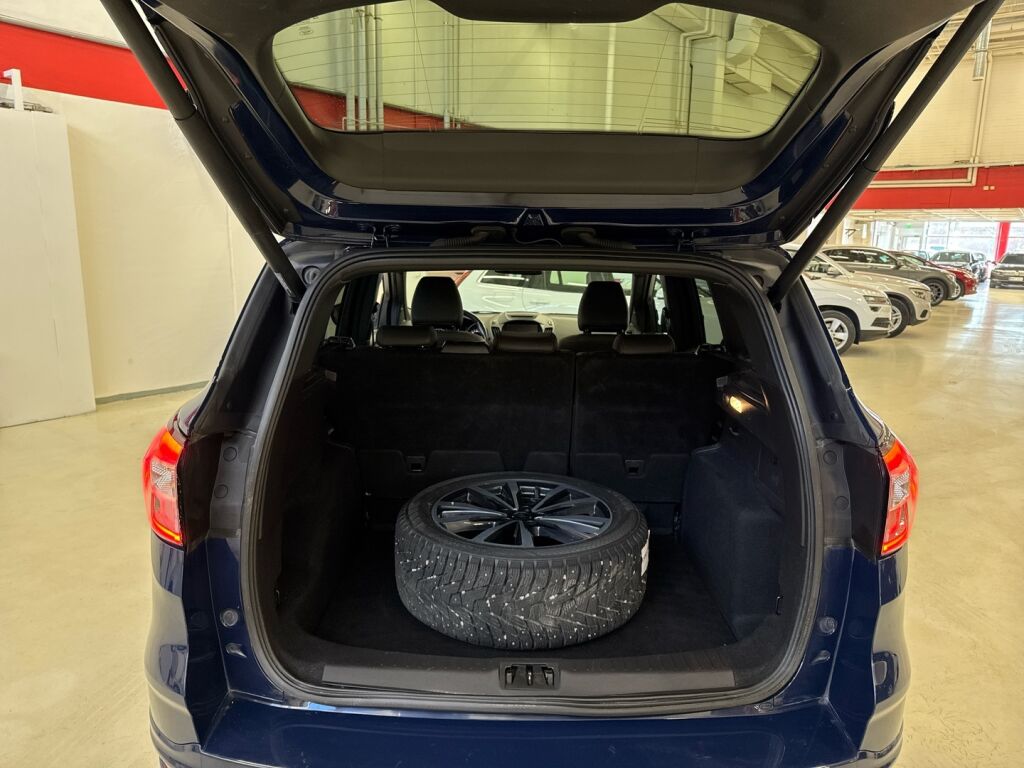 Ford Kuga 2018 Sininen