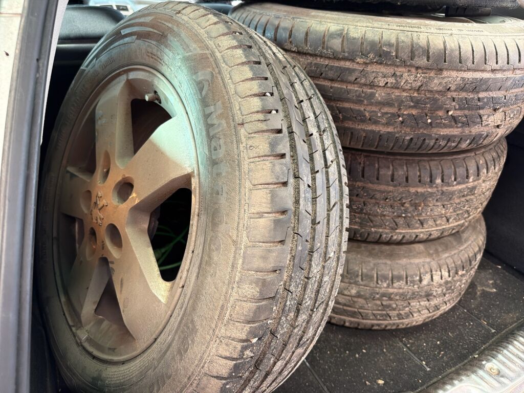 Peugeot 407 2006 Harmaa