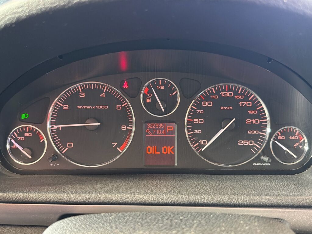 Peugeot 407 2006 Harmaa