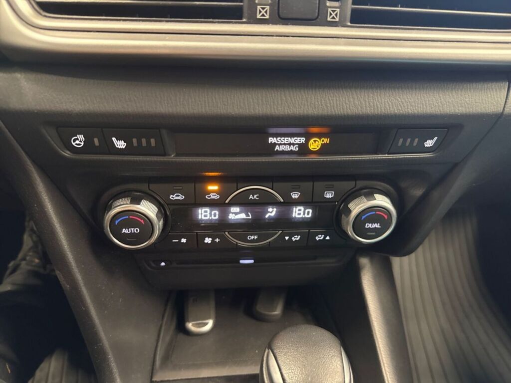 Mazda Mazda3 2018 Harmaa