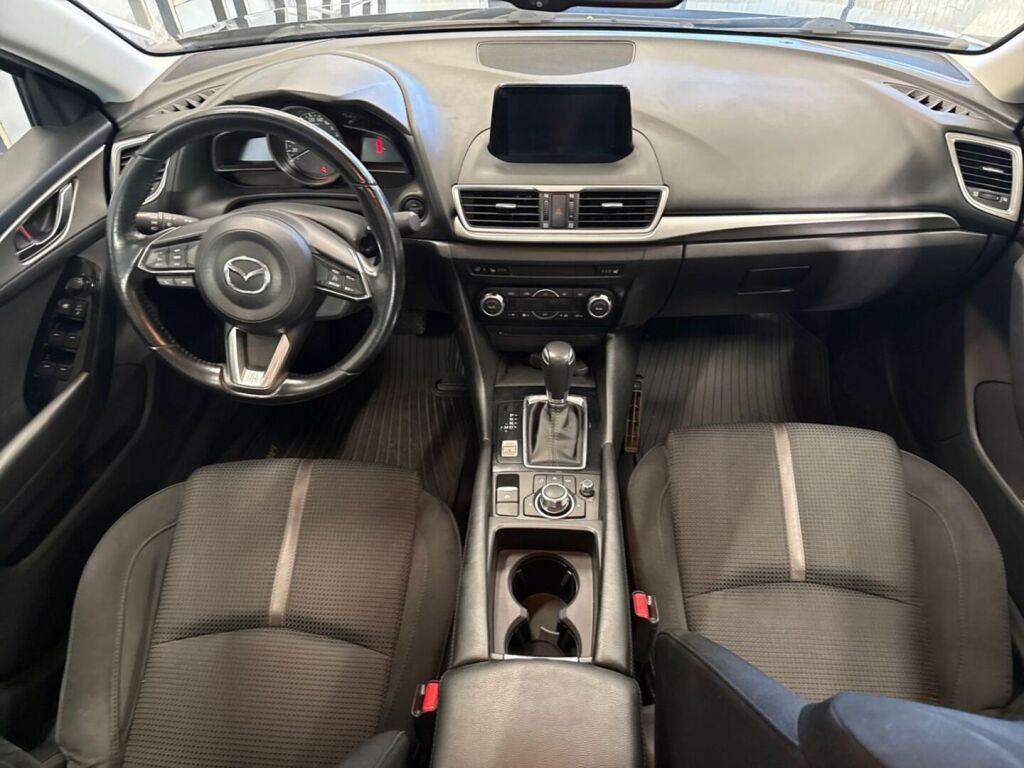Mazda Mazda3 2018 Harmaa