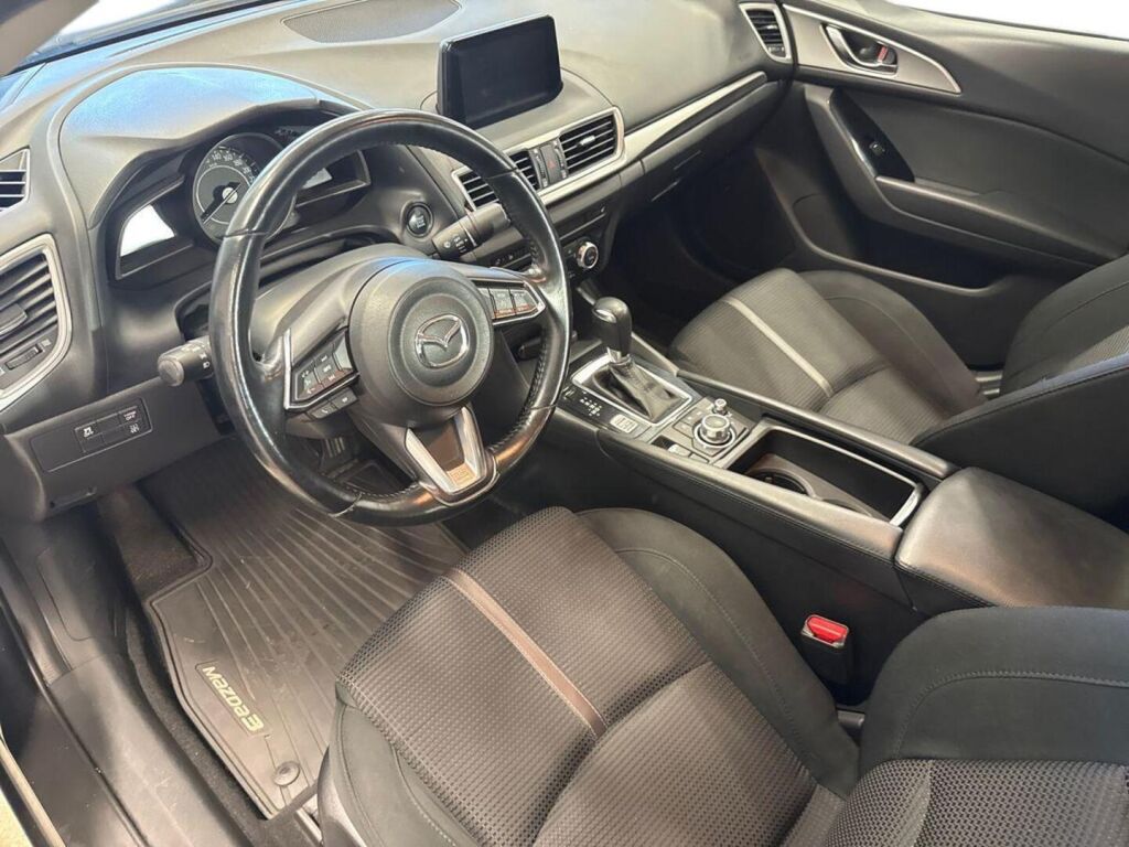 Mazda Mazda3 2018 Harmaa