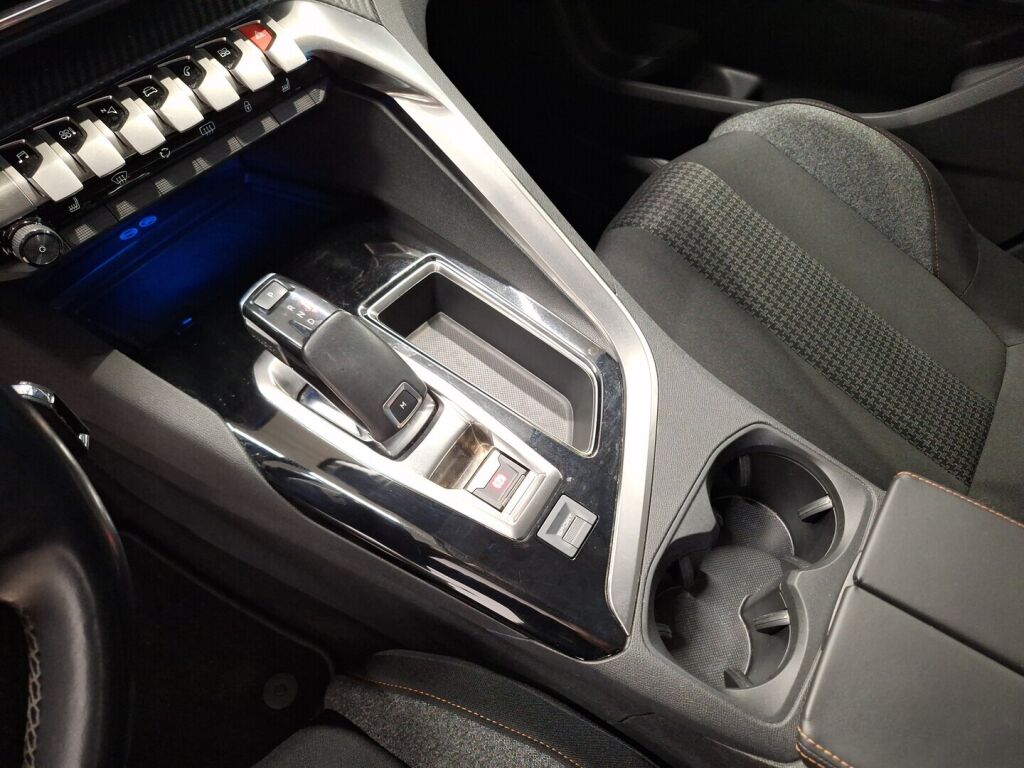 Peugeot 5008 2018 Harmaa