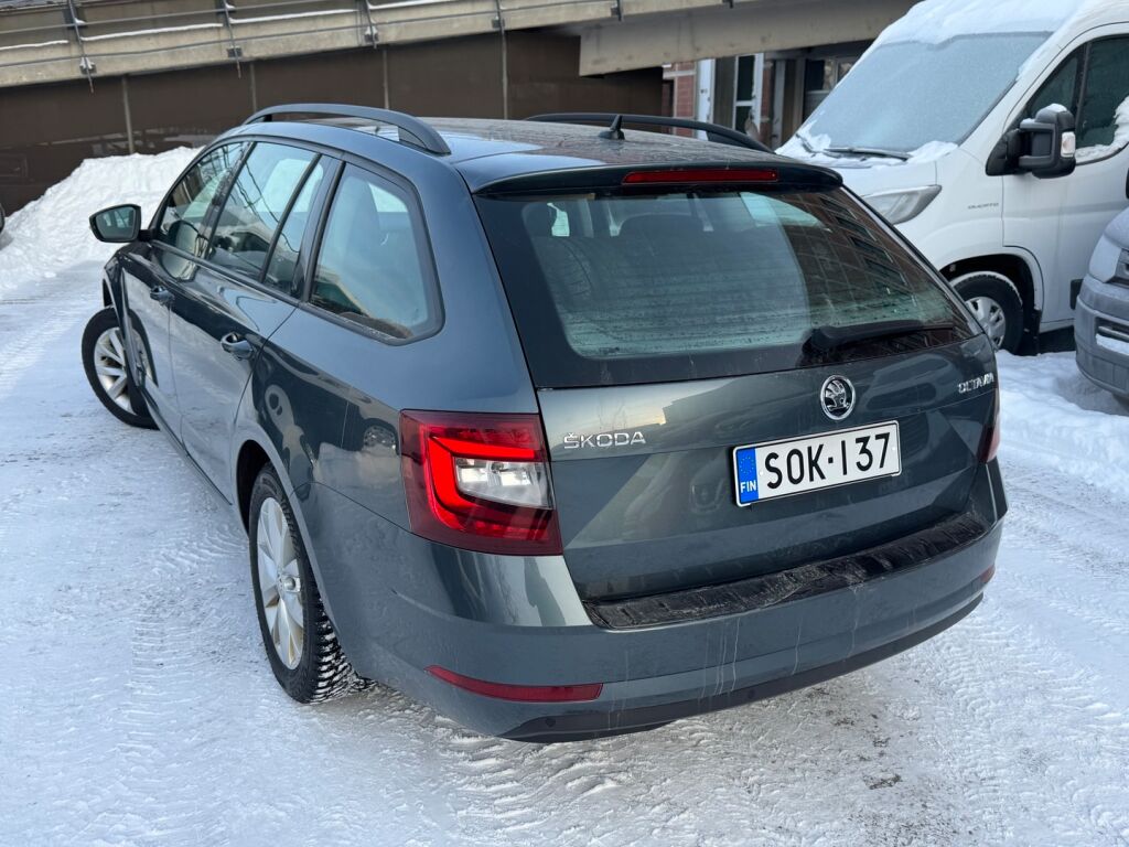 Skoda Octavia 2020 Harmaa