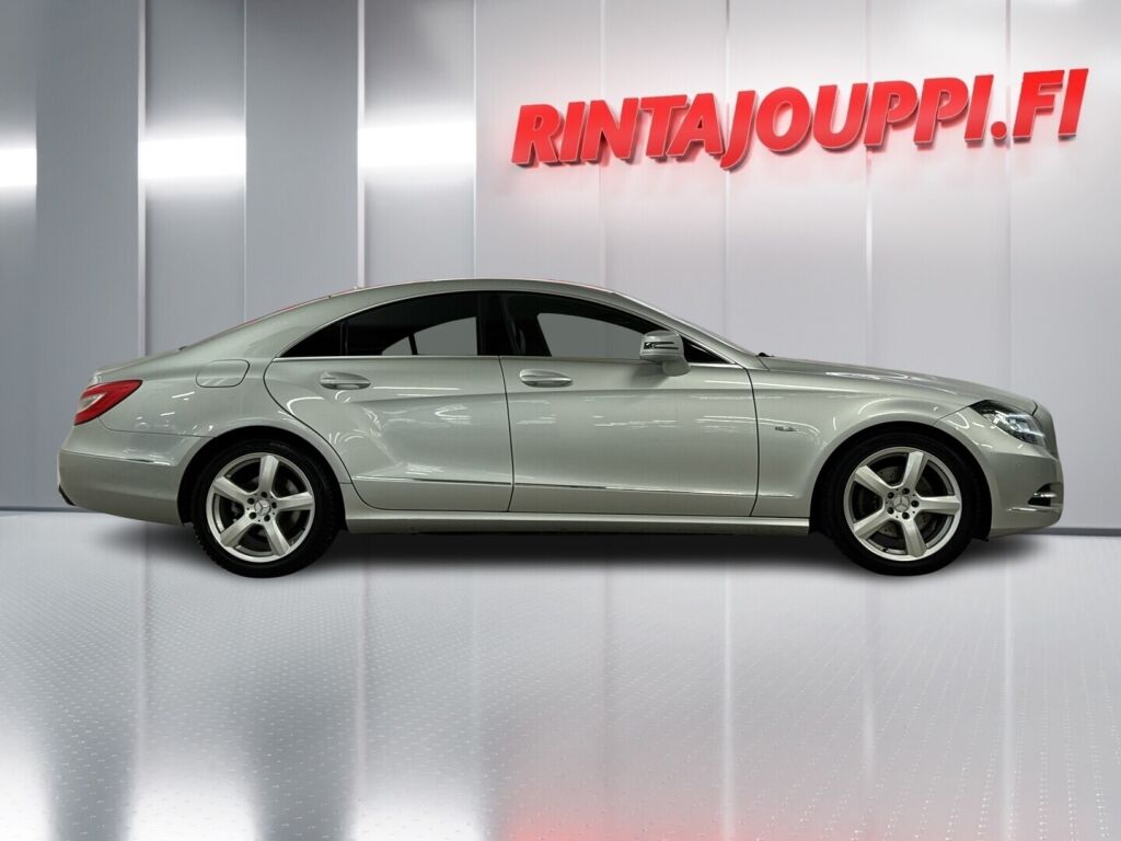 Mercedes-Benz CLS 2012 Monivär.