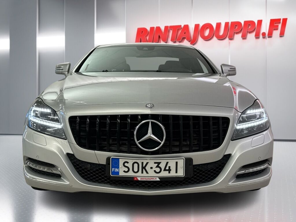 Mercedes-Benz CLS 2012 Monivär.