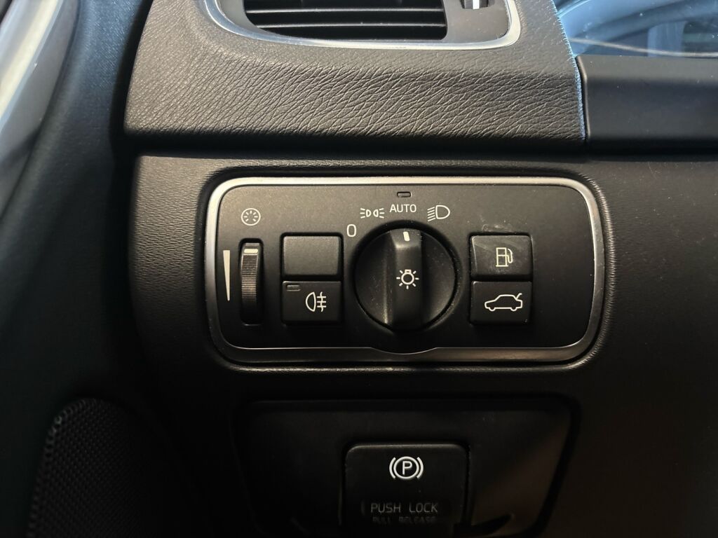 Volvo S60 2014 Harmaa