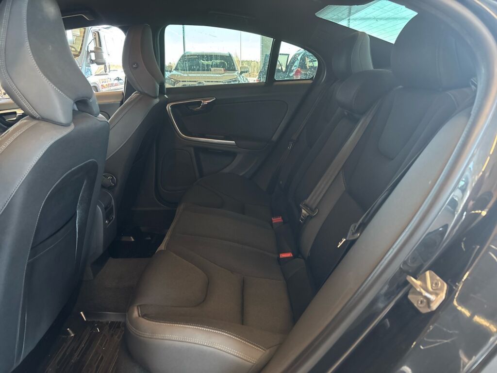 Volvo S60 2014 Harmaa