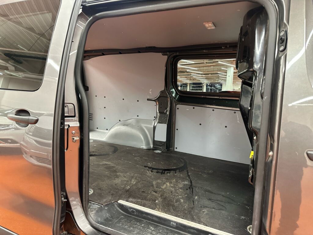 Toyota Proace 2020 Harmaa