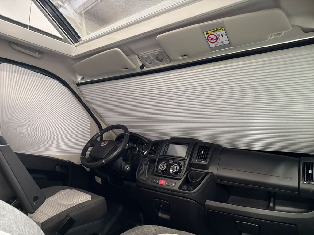 Adria TWIN SUPREME 640 SLB 2020 Harmaa