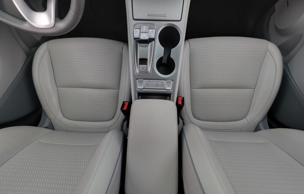 Hyundai KONA 2019 Musta