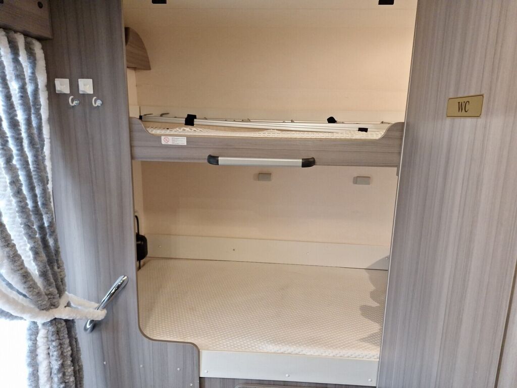 Hobby Optima 2020 Valkoinen