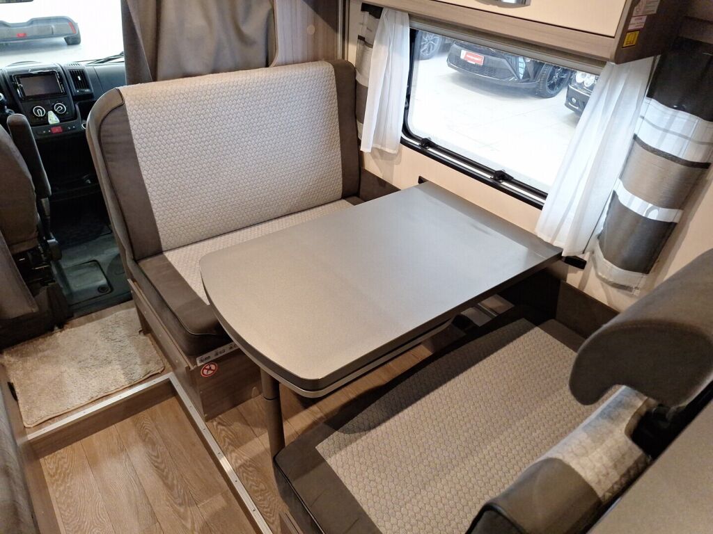 Hobby Optima 2020 Valkoinen