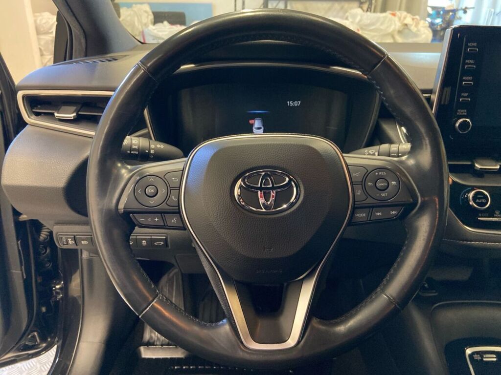 Toyota Corolla 2020 Musta