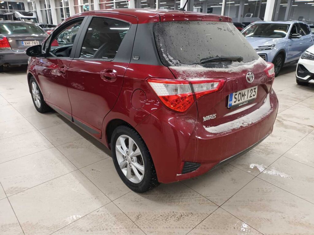 Toyota Yaris 2020 Punainen