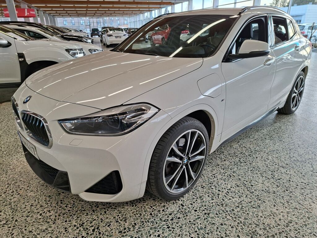 BMW X2 2021 Valkoinen