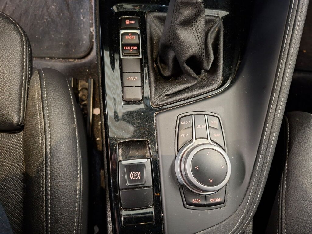 BMW X2 2021 Valkoinen